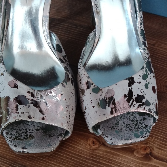 Jessica Simpson heels - Picture 2 of 8